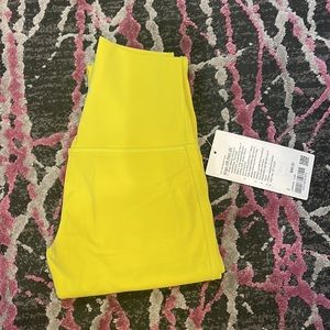 New lululemon leggings size 2 25 inseam color yellow